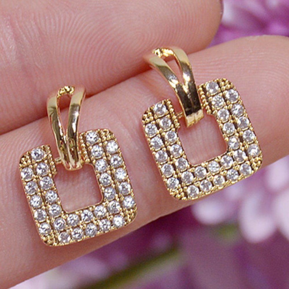 NEW 14K Gold Plated Round Diamond Square Earrings